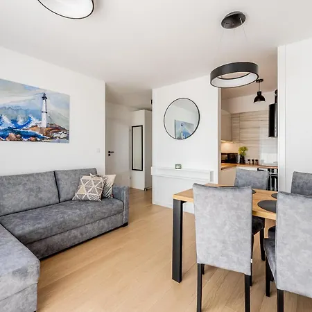 Posesja Kapitanska C23, 100m Do Wejscia Na Plaze, Bardzo Duzy Balkon!